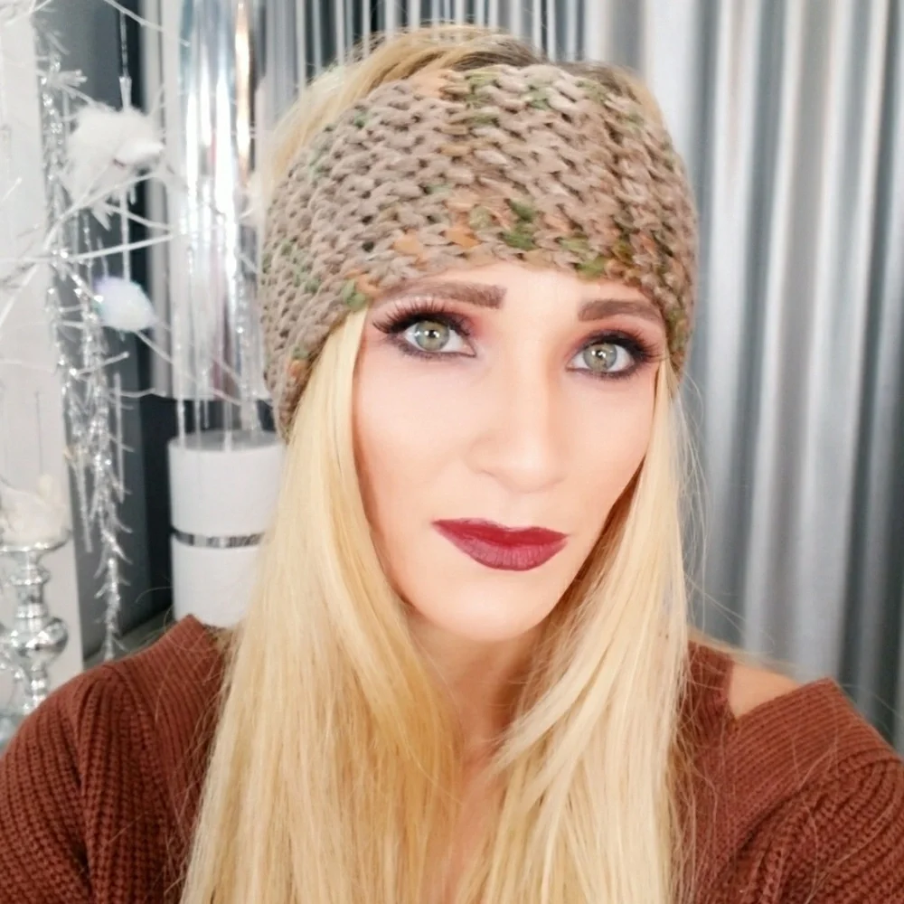 KNITTED HEADBAND Gift